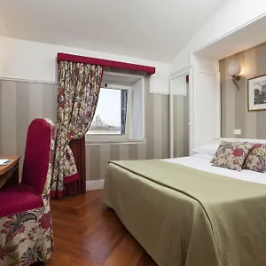 Hotel Kennedy, Řím